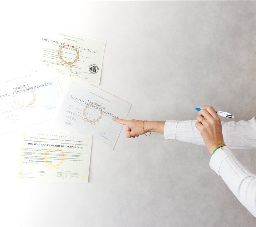 Viser un diplome ou une. certification avec la VAE. Magalie Piedevache est AAP en Occitanie